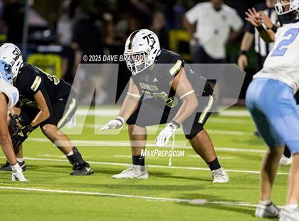 Thumbnail 3 in Saugus @ Oak Park photogallery.