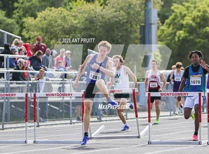 Thumbnail 1 in Bryan Bradley Viking Track Classic (300m Hurdles) photogallery.