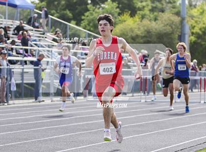 Thumbnail 3 in Bryan Bradley Viking Track Classic (300m Hurdles) photogallery.
