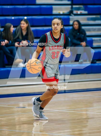Thumbnail 2 in Pope vs Archer (Hounds Holiday Hoop Classic Final) photogallery.
