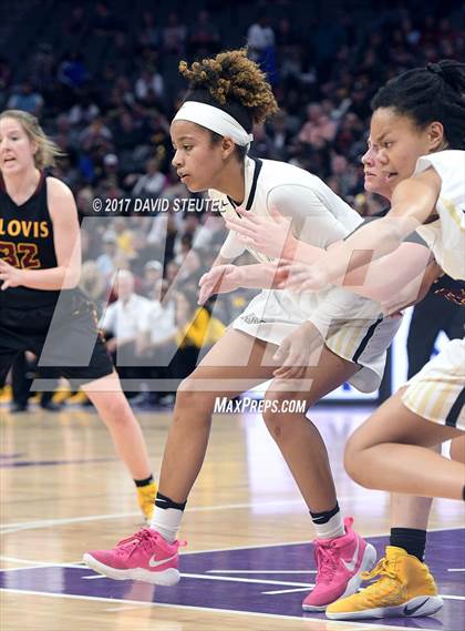 Thumbnail 3 in Clovis West vs. Archbishop Mitty (CIF State Open Division Final) photogallery.