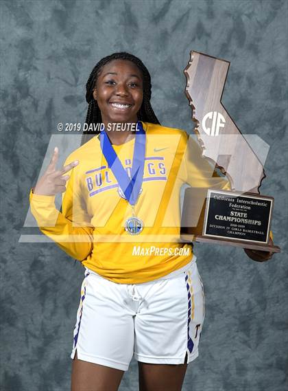 Thumbnail 1 in Oakland Tech (CIF State D4 Award Photos) photogallery.