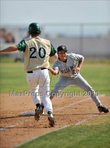 Thumbnail 3 in Villa Park @ Brea Olinda photogallery.
