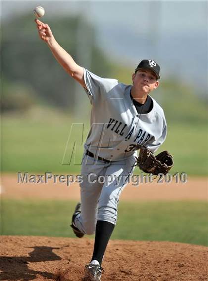 Thumbnail 2 in Villa Park @ Brea Olinda photogallery.
