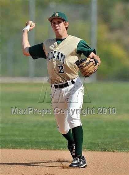 Thumbnail 1 in Villa Park @ Brea Olinda photogallery.