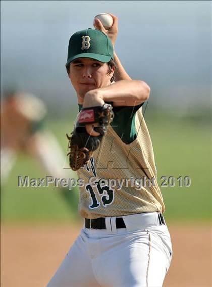 Thumbnail 1 in Villa Park @ Brea Olinda photogallery.