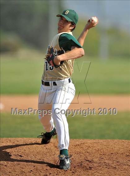 Thumbnail 2 in Villa Park @ Brea Olinda photogallery.