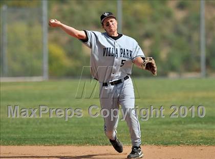 Thumbnail 1 in Villa Park @ Brea Olinda photogallery.