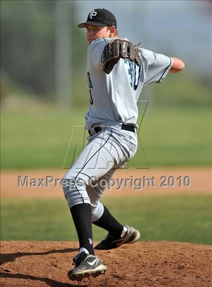 Thumbnail 3 in Villa Park @ Brea Olinda photogallery.