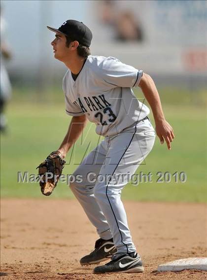 Thumbnail 2 in Villa Park @ Brea Olinda photogallery.