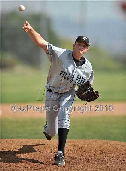 Thumbnail 3 in Villa Park @ Brea Olinda photogallery.