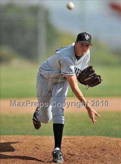 Thumbnail 3 in Villa Park @ Brea Olinda photogallery.