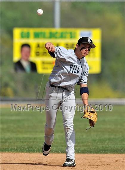 Thumbnail 3 in Villa Park @ Brea Olinda photogallery.