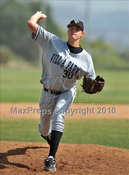 Thumbnail 2 in Villa Park @ Brea Olinda photogallery.