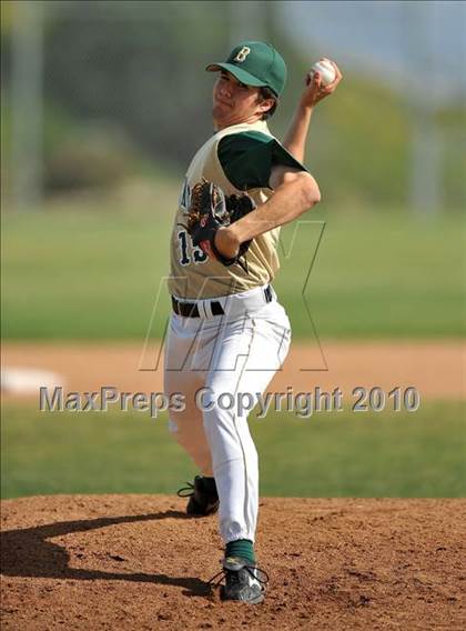 Thumbnail 2 in Villa Park @ Brea Olinda photogallery.