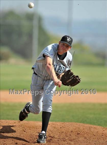 Thumbnail 1 in Villa Park @ Brea Olinda photogallery.