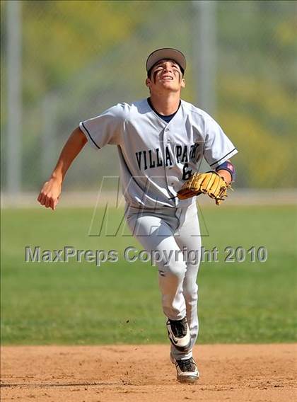 Thumbnail 1 in Villa Park @ Brea Olinda photogallery.