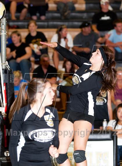 Thumbnail 1 in Oakdale @ Enochs photogallery.