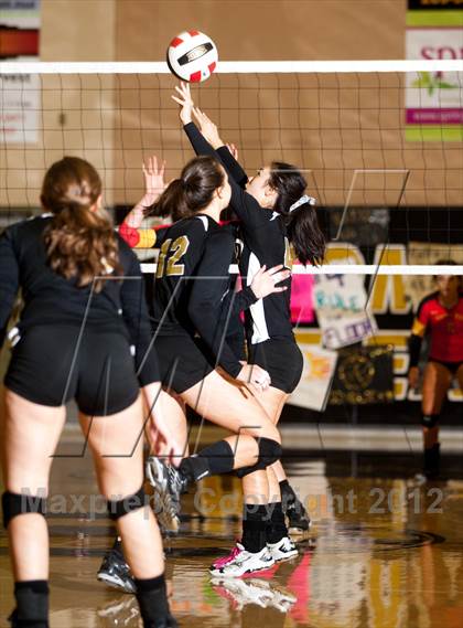 Thumbnail 2 in Oakdale @ Enochs photogallery.