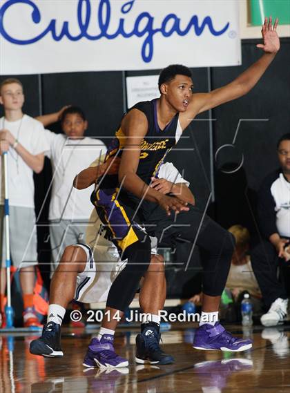 Thumbnail 1 in Montverde Academy vs. St. Francis (City of Palms Classic) photogallery.