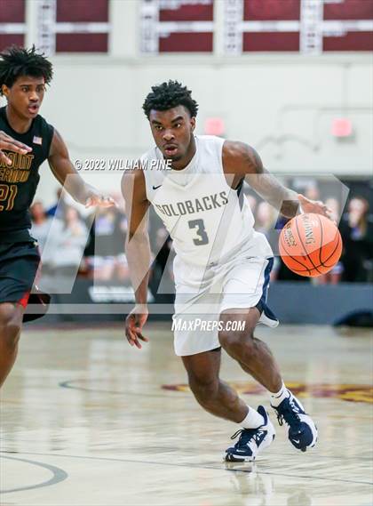 Thumbnail 2 in Mount Vernon vs. Newburgh Free Academy (NYSPHSAA Class AA Regional Semifinal) photogallery.