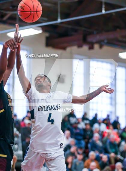 Thumbnail 2 in Mount Vernon vs. Newburgh Free Academy (NYSPHSAA Class AA Regional Semifinal) photogallery.