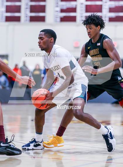 Thumbnail 1 in Mount Vernon vs. Newburgh Free Academy (NYSPHSAA Class AA Regional Semifinal) photogallery.