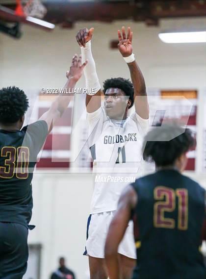 Thumbnail 2 in Mount Vernon vs. Newburgh Free Academy (NYSPHSAA Class AA Regional Semifinal) photogallery.