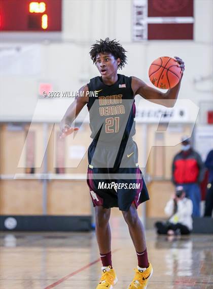 Thumbnail 2 in Mount Vernon vs. Newburgh Free Academy (NYSPHSAA Class AA Regional Semifinal) photogallery.