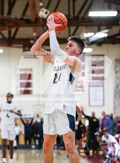Thumbnail 2 in Mount Vernon vs. Newburgh Free Academy (NYSPHSAA Class AA Regional Semifinal) photogallery.