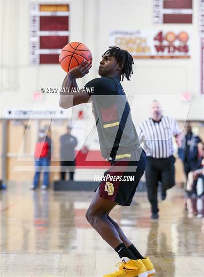 Thumbnail 3 in Mount Vernon vs. Newburgh Free Academy (NYSPHSAA Class AA Regional Semifinal) photogallery.