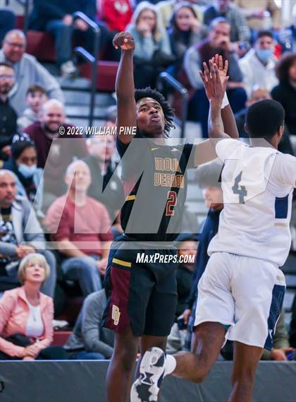 Thumbnail 1 in Mount Vernon vs. Newburgh Free Academy (NYSPHSAA Class AA Regional Semifinal) photogallery.