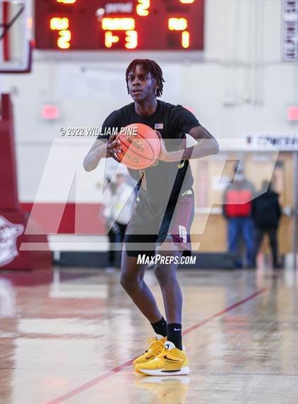 Thumbnail 3 in Mount Vernon vs. Newburgh Free Academy (NYSPHSAA Class AA Regional Semifinal) photogallery.
