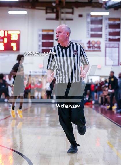 Thumbnail 3 in Mount Vernon vs. Newburgh Free Academy (NYSPHSAA Class AA Regional Semifinal) photogallery.