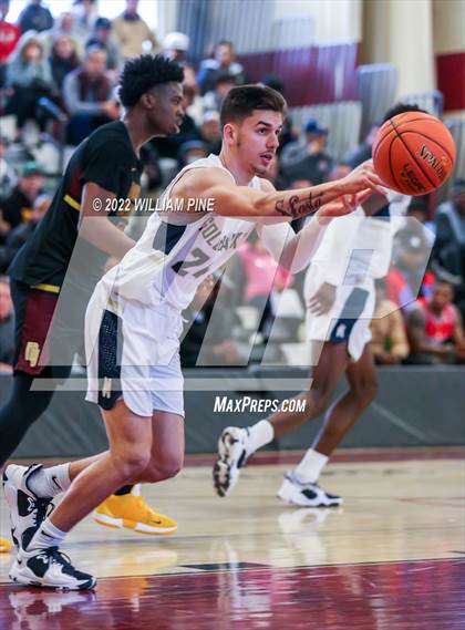 Thumbnail 3 in Mount Vernon vs. Newburgh Free Academy (NYSPHSAA Class AA Regional Semifinal) photogallery.