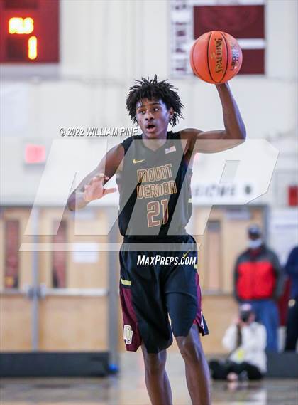 Thumbnail 1 in Mount Vernon vs. Newburgh Free Academy (NYSPHSAA Class AA Regional Semifinal) photogallery.