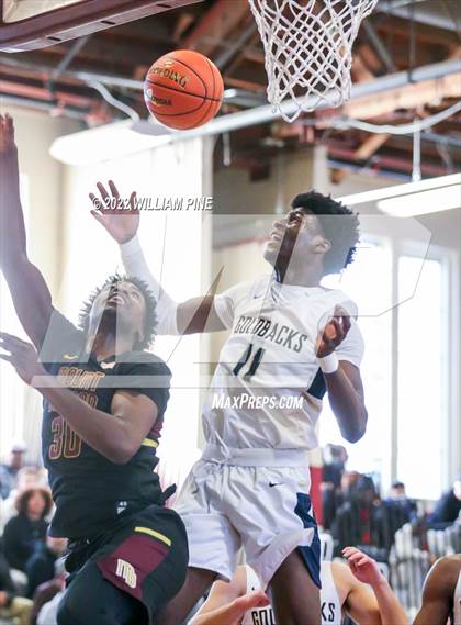 Thumbnail 1 in Mount Vernon vs. Newburgh Free Academy (NYSPHSAA Class AA Regional Semifinal) photogallery.