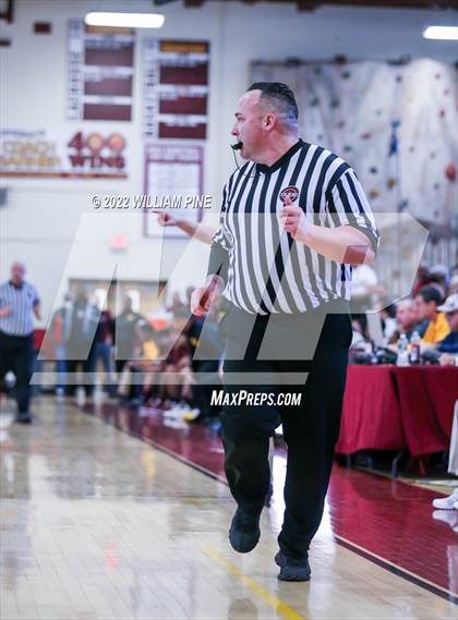 Thumbnail 2 in Mount Vernon vs. Newburgh Free Academy (NYSPHSAA Class AA Regional Semifinal) photogallery.