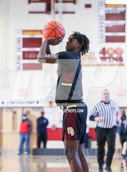 Thumbnail 1 in Mount Vernon vs. Newburgh Free Academy (NYSPHSAA Class AA Regional Semifinal) photogallery.