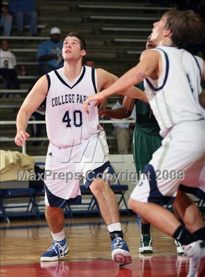 Thumbnail 3 in College Park vs. De Soto (McDonalds Texas Invitational) photogallery.
