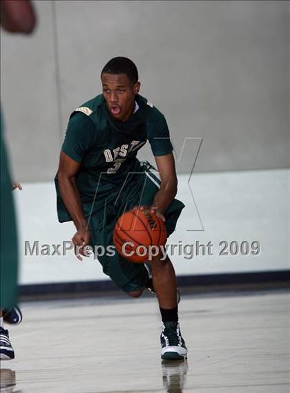 Thumbnail 2 in College Park vs. De Soto (McDonalds Texas Invitational) photogallery.