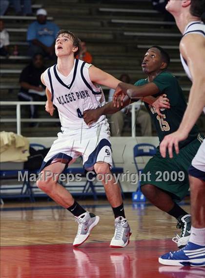 Thumbnail 3 in College Park vs. De Soto (McDonalds Texas Invitational) photogallery.