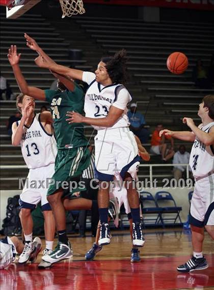 Thumbnail 3 in College Park vs. De Soto (McDonalds Texas Invitational) photogallery.