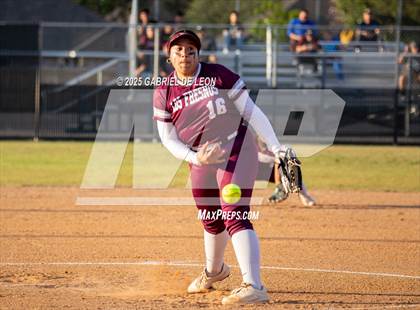 Thumbnail 1 in Los Fresnos @ Harlingen photogallery.