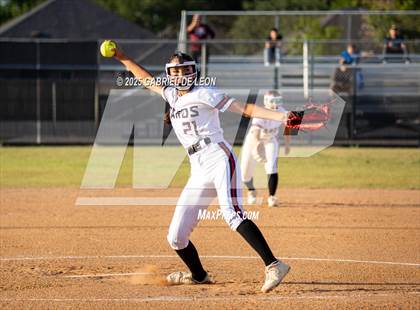 Thumbnail 1 in Los Fresnos @ Harlingen photogallery.