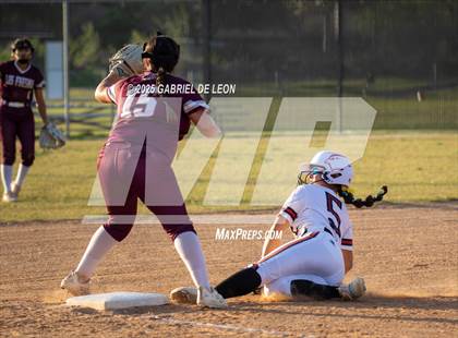 Thumbnail 3 in Los Fresnos @ Harlingen photogallery.