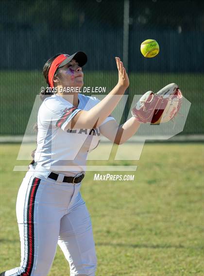 Thumbnail 2 in Los Fresnos @ Harlingen photogallery.