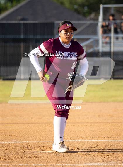 Thumbnail 1 in Los Fresnos @ Harlingen photogallery.