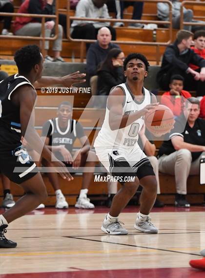 Thumbnail 2 in Sheldon vs. Gulliver Prep (Torrey Pines Holiday Classic) photogallery.