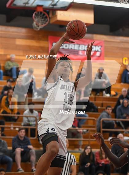 Thumbnail 3 in Sheldon vs. Gulliver Prep (Torrey Pines Holiday Classic) photogallery.
